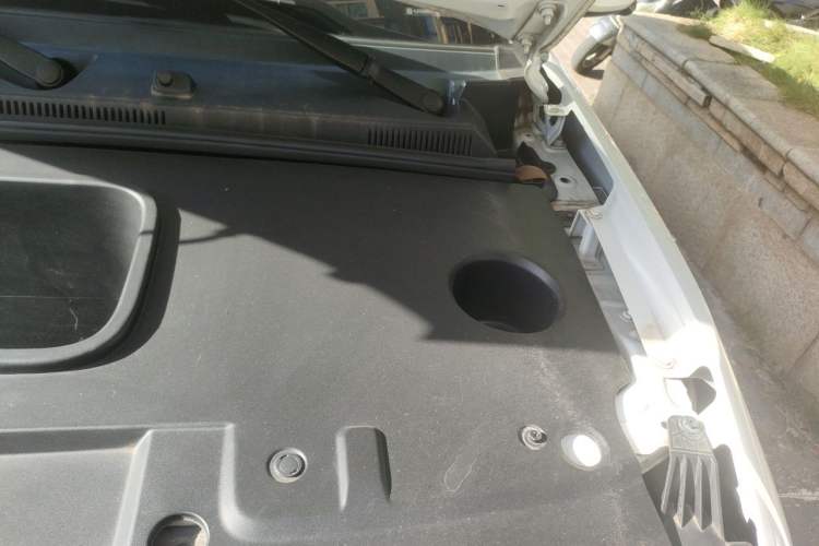 Used Baojun Spark 2023 Intelligent Premium Edition Engine Bay Left