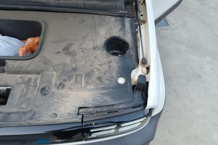 Used Baojun Spark 2023 Flagship Edition Engine Bay Left