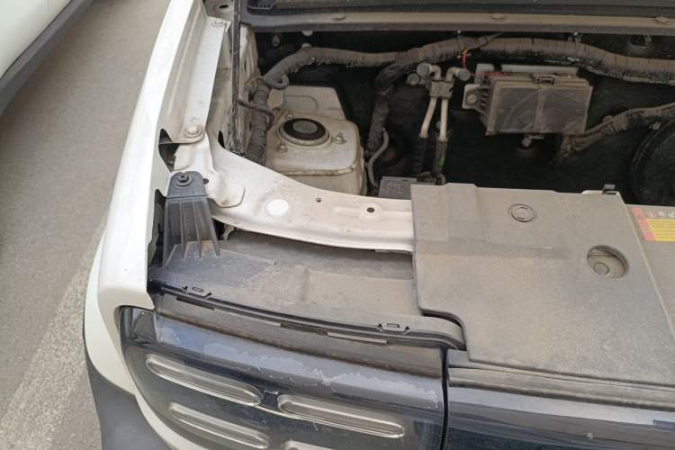 Used Baojun Spark 2023 Flagship Edition Engine Bay Right