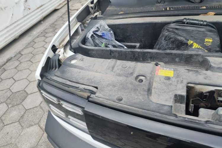 Used Baojun Spark 2023 Flagship Edition Engine Bay Right