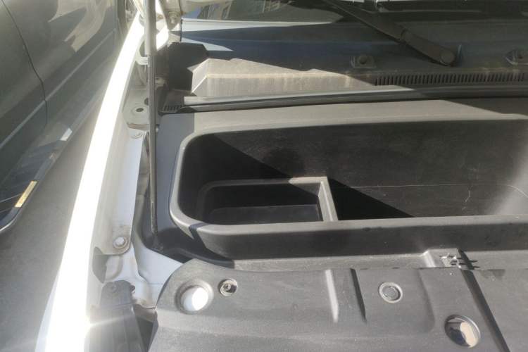 Used Baojun Spark 2023 Intelligent Premium Edition Engine Bay Right