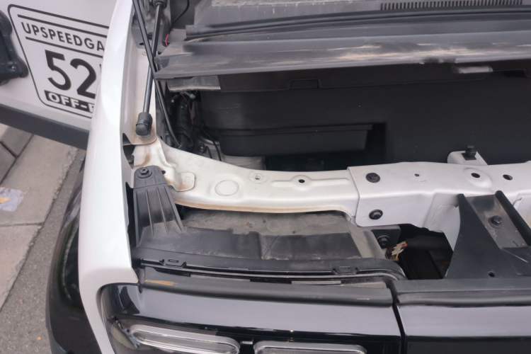 Used Baojun Spark 2023 Intelligent Premium Edition Engine Bay Right