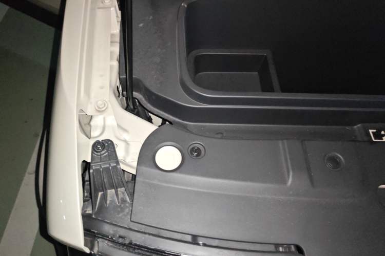 Used Baojun Spark 2023 Intelligent Premium Edition Engine Bay Right