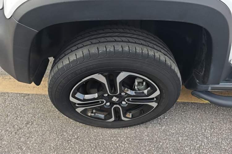 Used Baojun Spark 2023 Flagship Edition Exterior 4