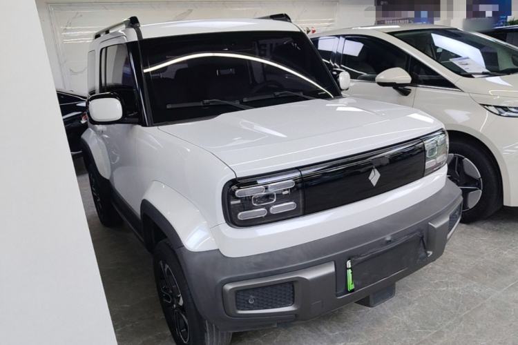 Used Baojun Spark 2023 Flagship Edition Front Right 45 Deg