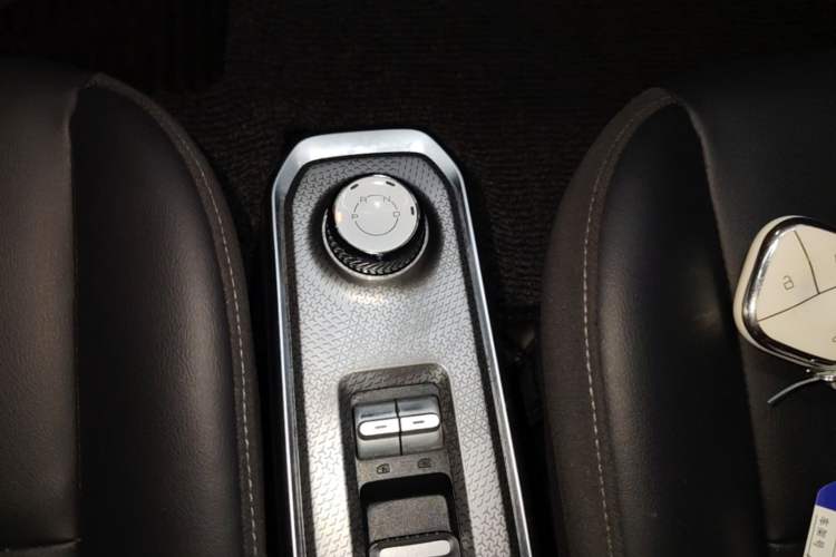 Used Baojun Spark 2023 Flagship Edition Gear Lever