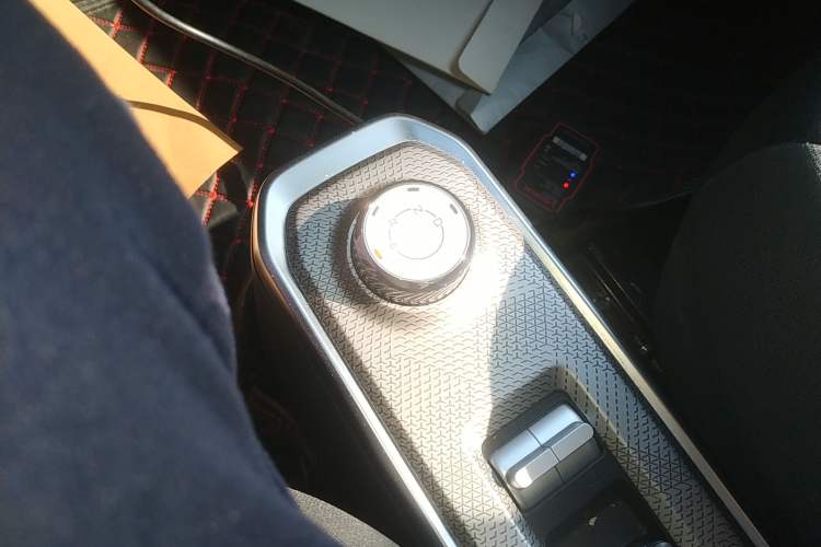Used Baojun Spark 2023 Intelligent Premium Edition Gear Lever