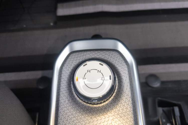 Used Baojun Spark 2023 Intelligent Premium Edition Gear Lever
