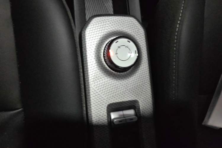 Used Baojun Spark 2023 Intelligent Premium Edition Gear Lever
