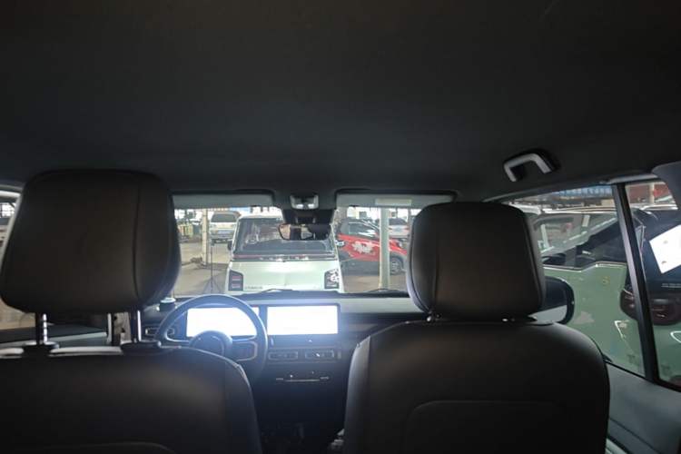 Used Baojun Spark 2023 Flagship Edition Headliner