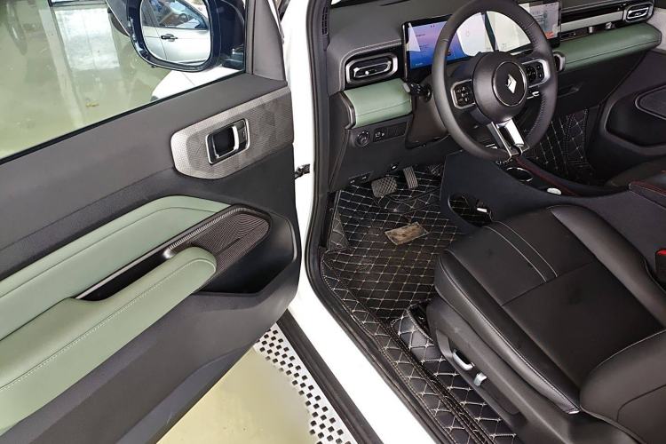 Used Baojun Spark 2023 Flagship Edition Interior 2