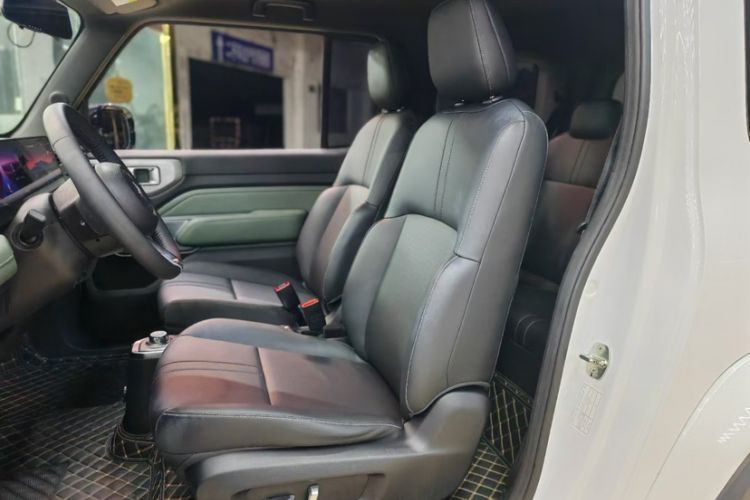 Used Baojun Spark 2023 Flagship Edition Interior 2