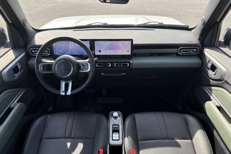 Used Baojun Spark 2023 Flagship Edition Interior 2