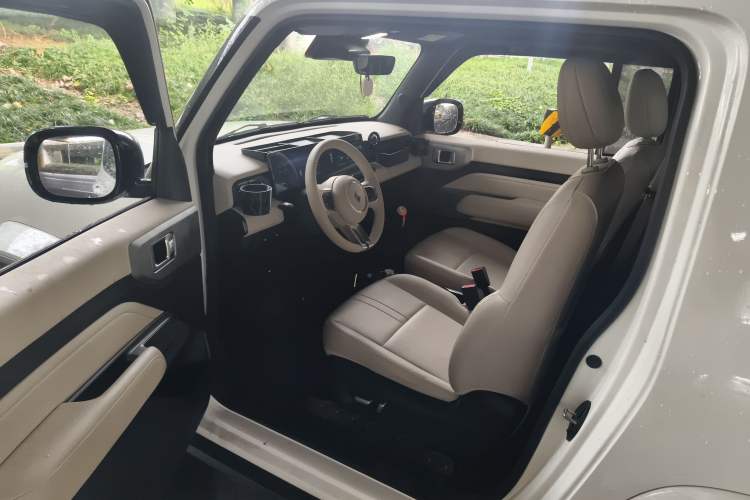 Used Baojun Spark 2023 Intelligent Premium Edition Interior 3