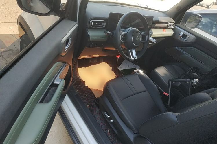 Used Baojun Spark 2023 Intelligent Premium Edition Interior 3