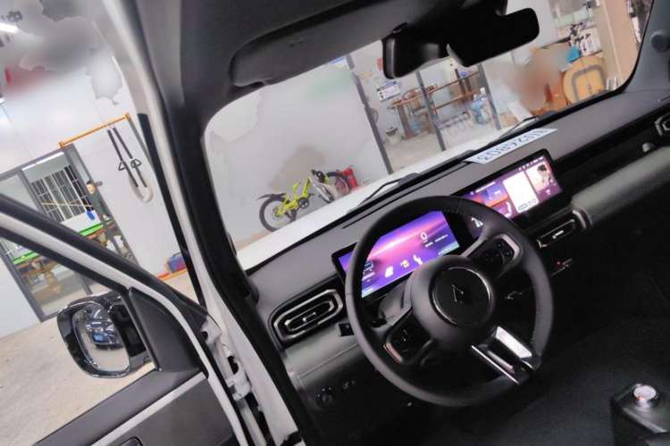 Used Baojun Spark 2023 Intelligent Premium Edition Interior 4