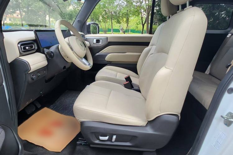 Used Baojun Spark 2023 Intelligent Premium Edition Interior 4