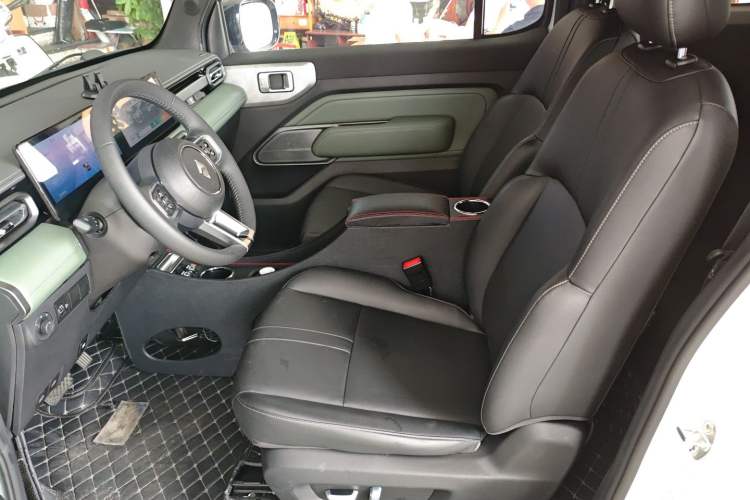 Used Baojun Spark 2023 Flagship Edition Left Front Seat