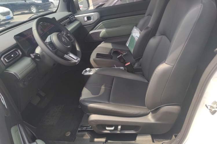 Used Baojun Spark 2023 Flagship Edition Left Front Seat