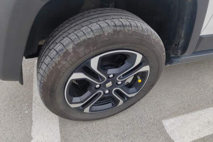 Used Baojun Spark 2023 Flagship Edition Left Front Wheel Hub