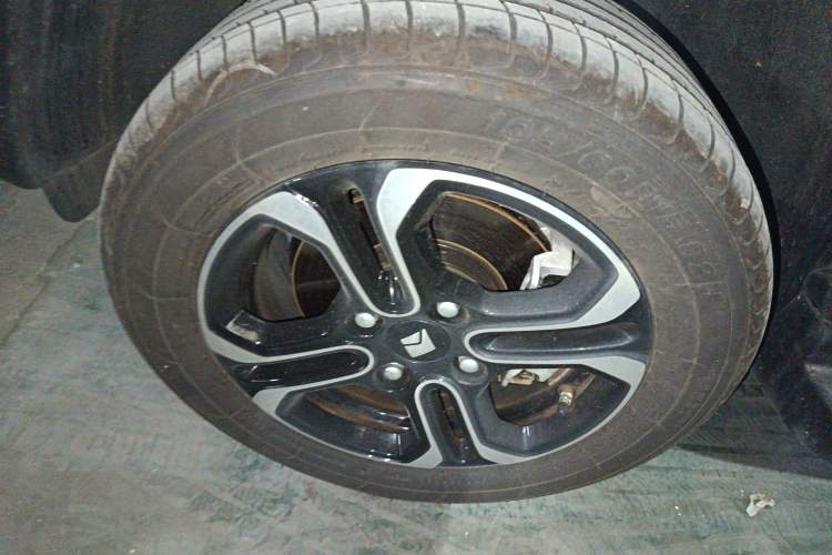 Used Baojun Spark 2023 Flagship Edition Left Front Wheel Hub