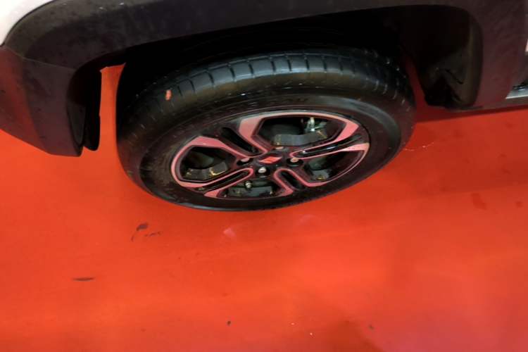 Used Baojun Spark 2023 Flagship Edition Left Front Wheel Hub