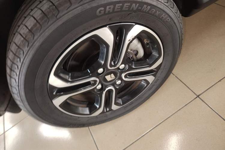 Used Baojun Spark 2023 Flagship Edition Left Front Wheel Hub