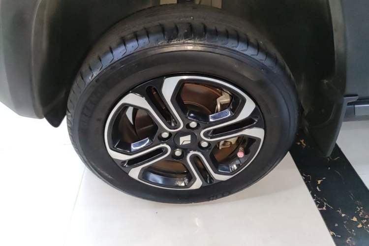 Used Baojun Spark 2023 Flagship Edition Left Front Wheel Hub