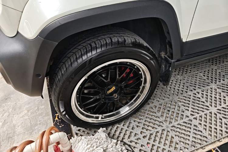 Used Baojun Spark 2023 Intelligent Premium Edition Left Front Wheel Hub
