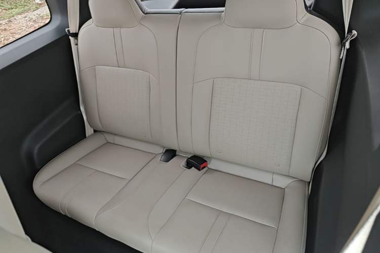 Used Baojun Spark 2023 Intelligent Premium Edition Left Rear Seat