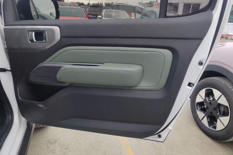 Used Baojun Spark 2023 Flagship Edition Right Front Door Interior