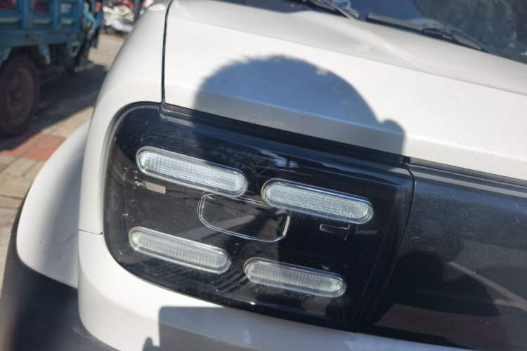 Used Baojun Spark 2023 Flagship Edition Right Front Headlight