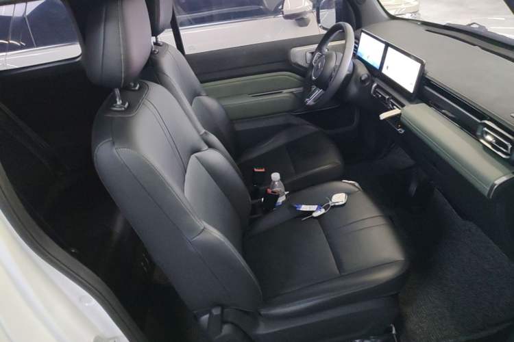 Used Baojun Spark 2023 Flagship Edition Right Front Seat