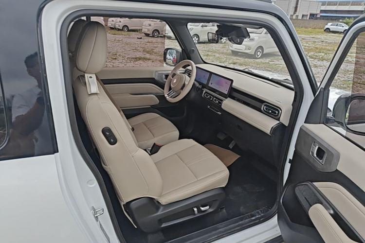 Used Baojun Spark 2023 Intelligent Premium Edition Right Front Seat