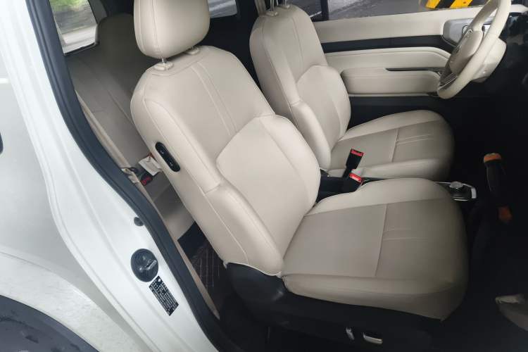 Used Baojun Spark 2023 Intelligent Premium Edition Right Front Seat