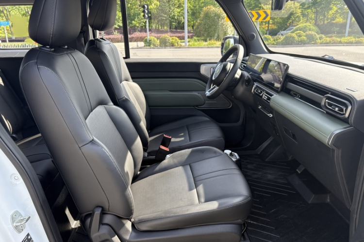 Used Baojun Spark 2023 Flagship Edition Right Front Seat