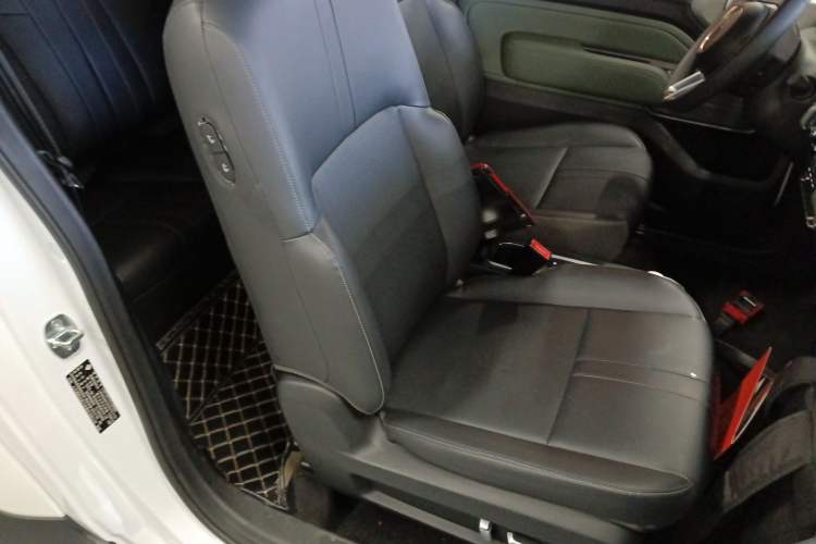 Used Baojun Spark 2023 Intelligent Premium Edition Right Front Seat