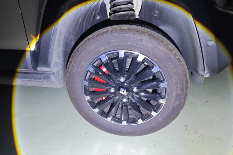 Used Baojun Spark 2023 Intelligent Premium Edition Right Front Wheel Hub
