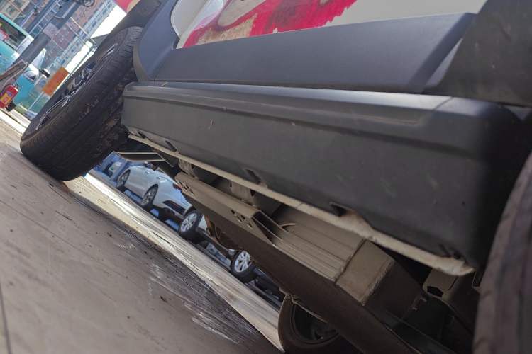 Used Baojun Spark 2023 Flagship Edition Right Side Sill