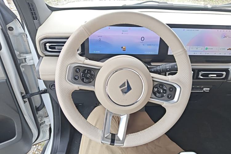 Used Baojun Spark 2023 Intelligent Premium Edition Steering Wheel