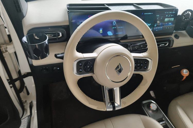 Used Baojun Spark 2023 Intelligent Premium Edition Steering Wheel