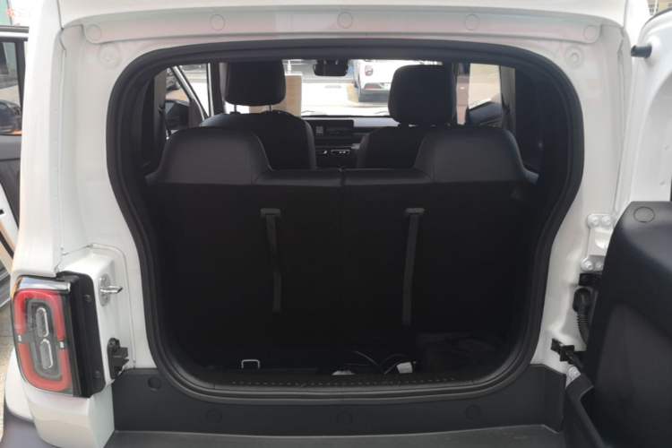Used Baojun Spark 2023 Flagship Edition Trunk