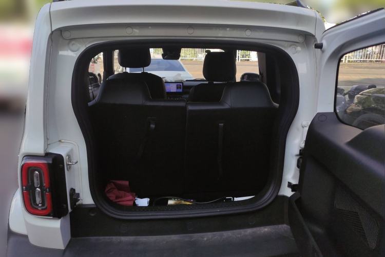 Used Baojun Spark 2023 Flagship Edition Trunk
