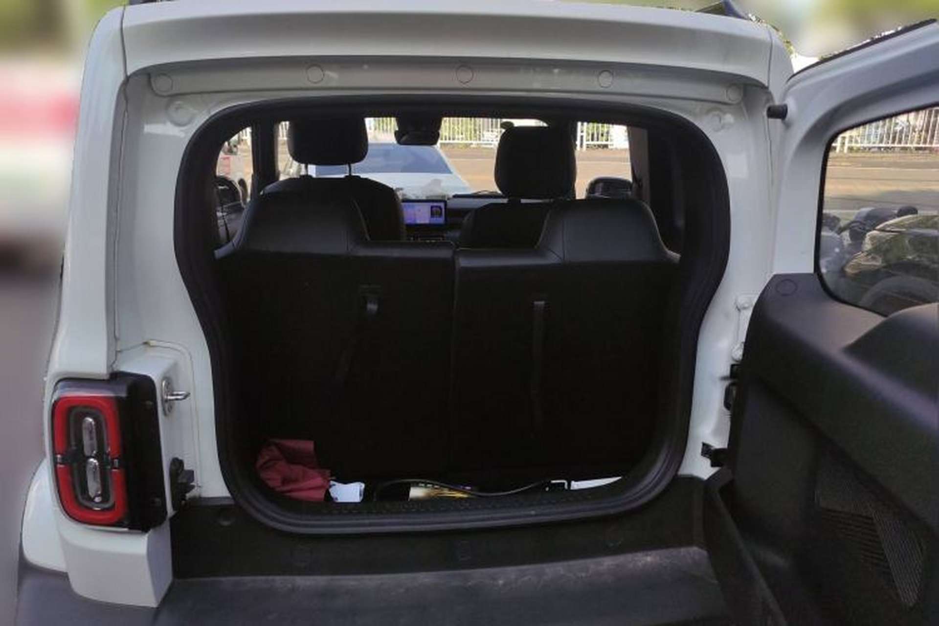 Used Baojun Spark 2023 Flagship Edition Trunk