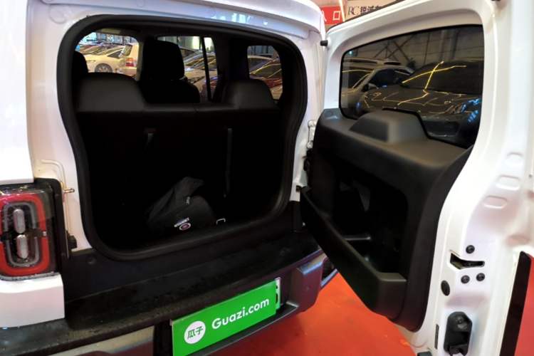 Used Baojun Spark 2023 Flagship Edition Trunk
