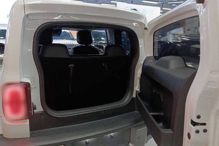 Used Baojun Spark 2023 Intelligent Premium Edition Trunk