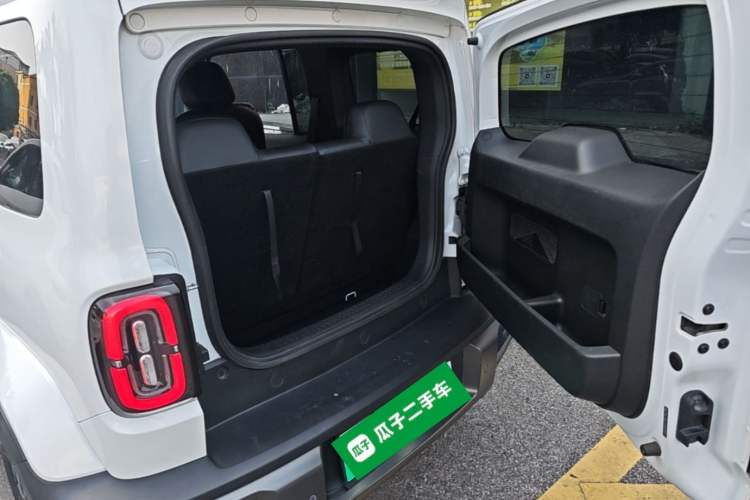Used Baojun Spark 2023 Flagship Edition Trunk