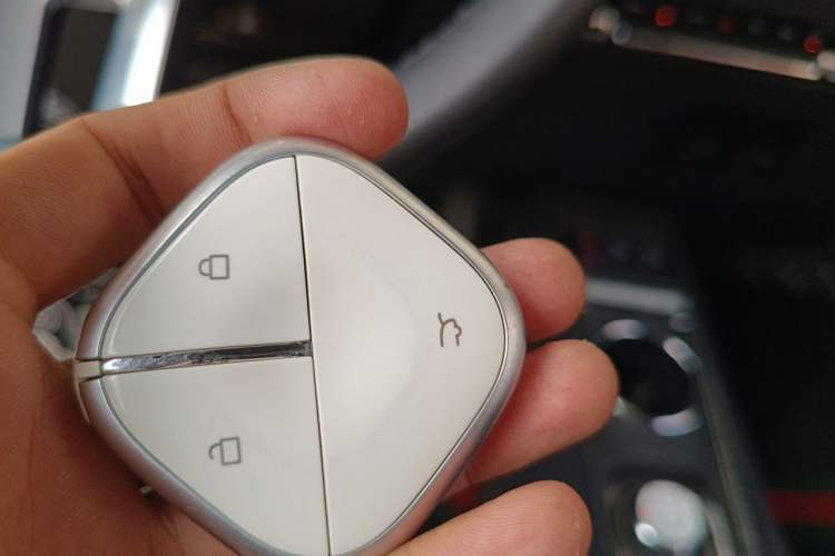 Used Baojun Spark 2023 Flagship Edition Vehicle Key