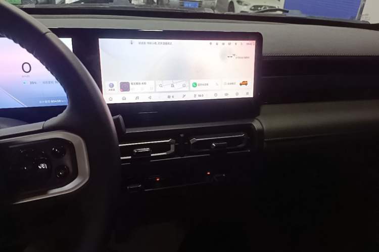 Used Baojun Spark 2023 Flagship Edition Audio And AC Panel