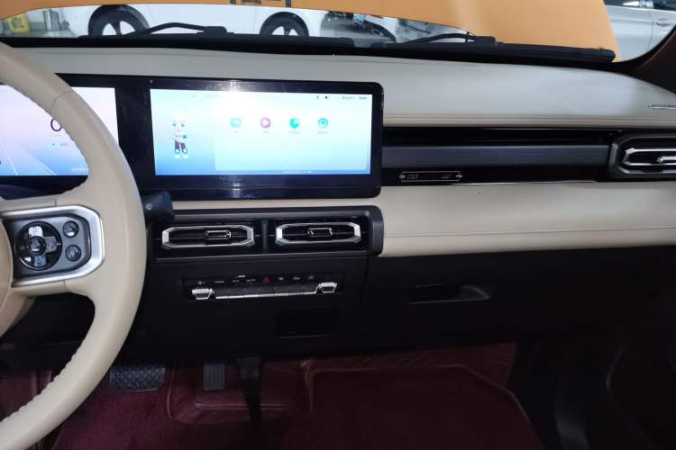 Used Baojun Spark 2023 Flagship Edition Audio And AC Panel